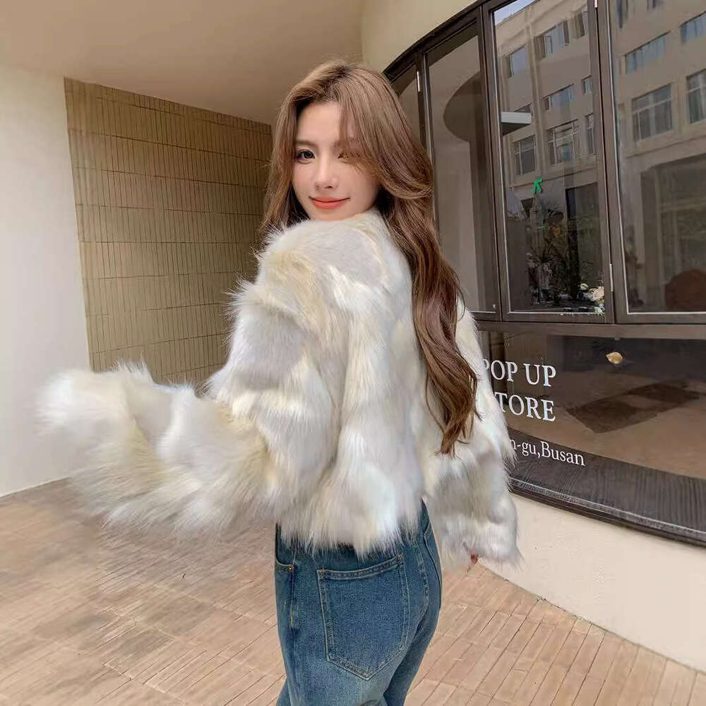 Short three color fox fur imitation fur fur coat for women's autumn and winter furry clothes