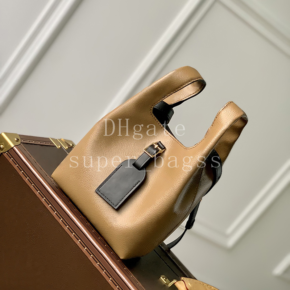 Atlantis BB Luxury designer bag 17CM handbag Monogram Reverse coated canvas leather Chain Bag Mirror quality shoulder bag with box LA05A1