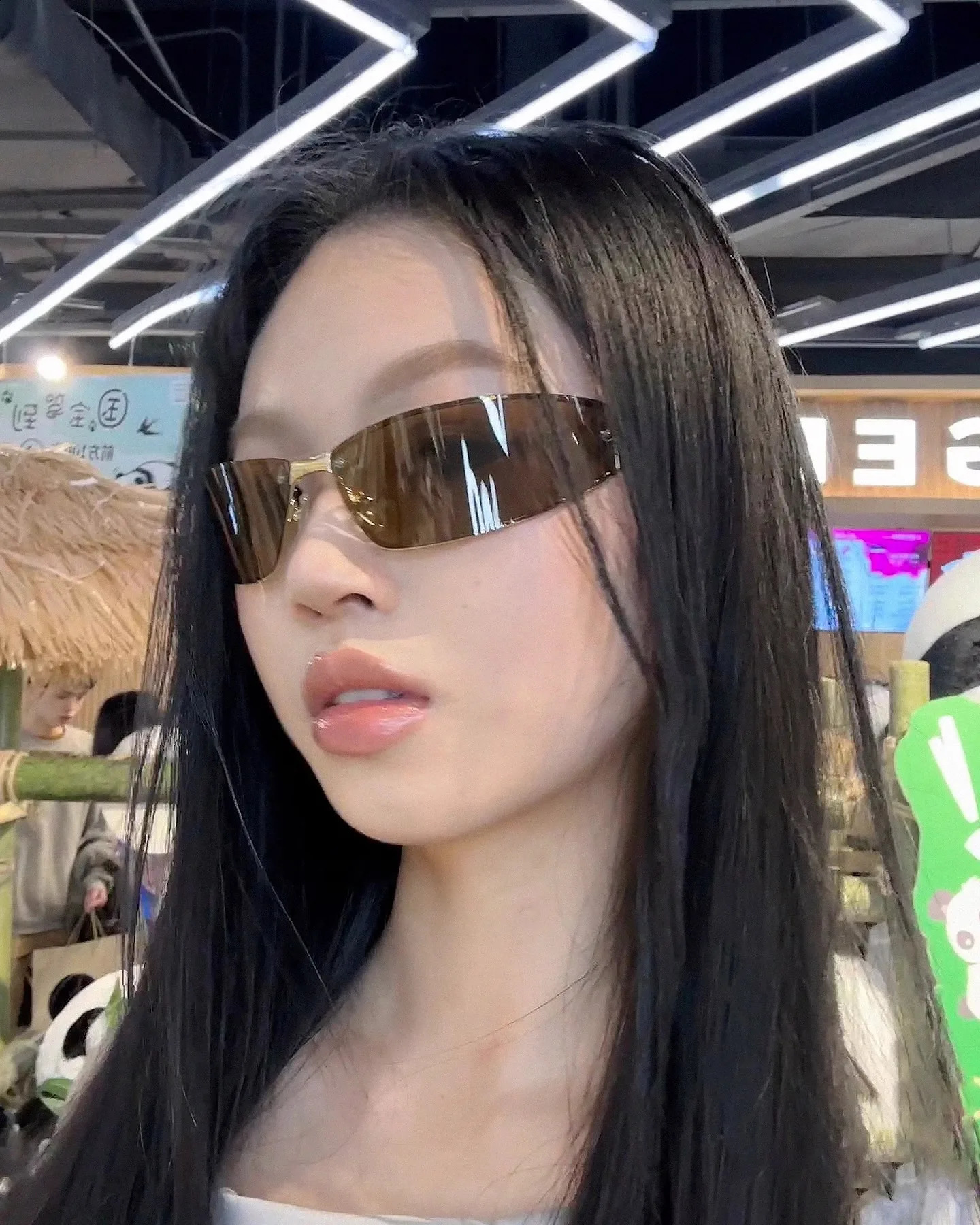 Glasses Y2K Future Style Metal Sunglasses for Women Millennium Style Wrapped Glasses Medieval Sunglasses for Men 250815