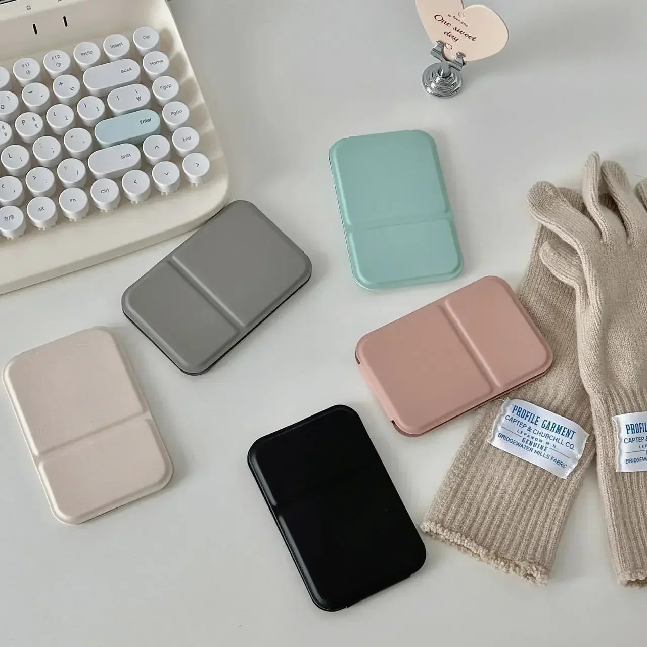 Desktop makeup mirror PU leather simple portable handheld makeup mirror foldable student compact cute pocket mirror 250814