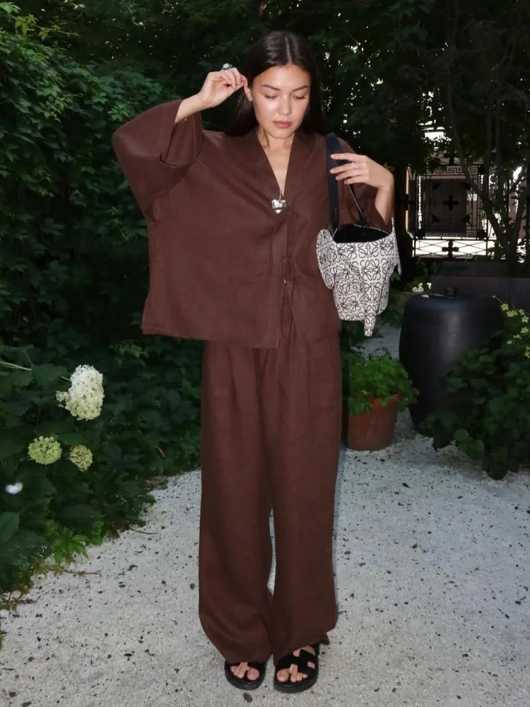Pantalon de chemise en dentelle en lin en coton marron costume des femmes élégantes V couches pleines à manches larges de jambes larges sets d'ét