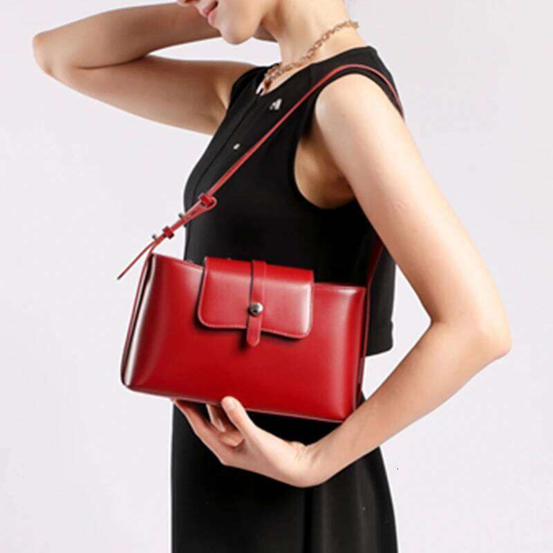 Toptrends Elegant Genuine Leather Underarm Shoulder Bags For Women 2025 Designer Crossbody Purses Office Ladies Handbags