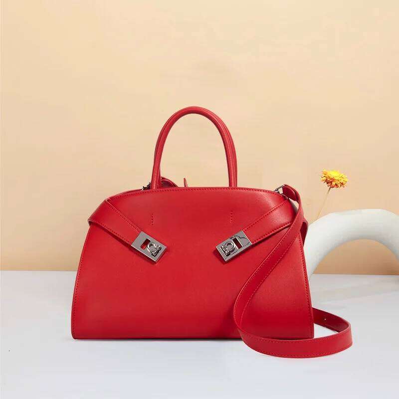 Sacs Umi NOUVEAUX ÉPUPE CHIDE CHIDE NICHE CONCEPTION SAG TOTE LE Sac de bureau de grande capacité HEUP de gamme en cuir authentique pour le sac à
