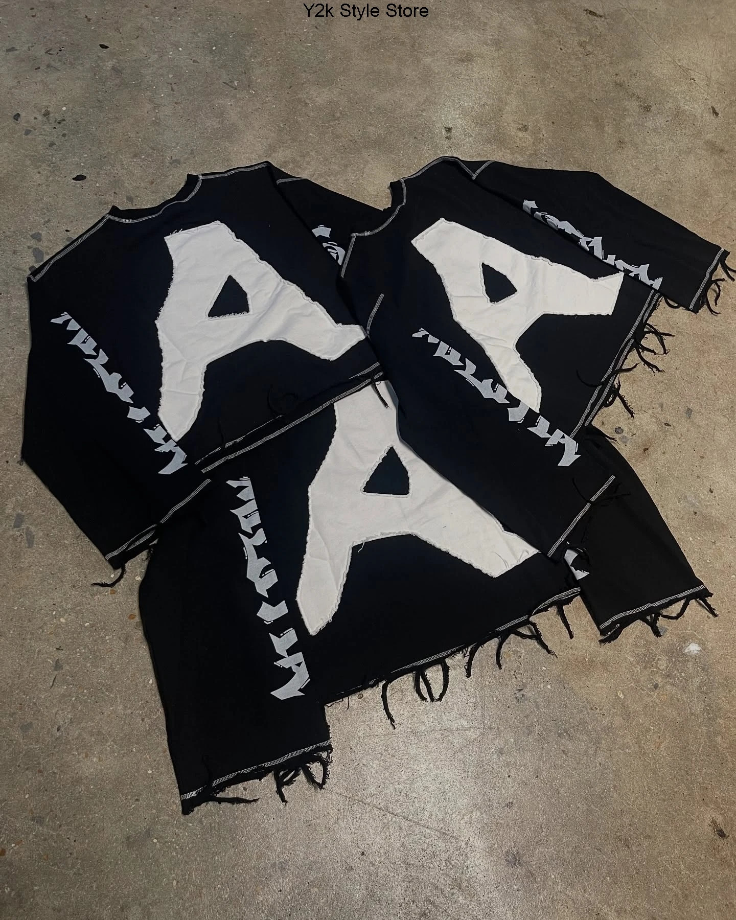 Y2K T Shirt Retro Gothic Large Letter Pattern Long Sleeve Hip Hop T Shirt Men Women Punk Street Clothes Sweatshirt Rock Top250819