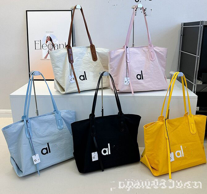 Outdoor Casual Handbag Women Shoulder Bags 18L Large Capacity Zipper Shopper Bag Work Tote Bag