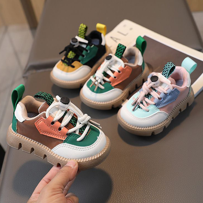 Chaussures d'enfants colorés punaux en cuir baskets bébé chaussures pour tout-petits confortables confortables enfants softworld filles filles dé