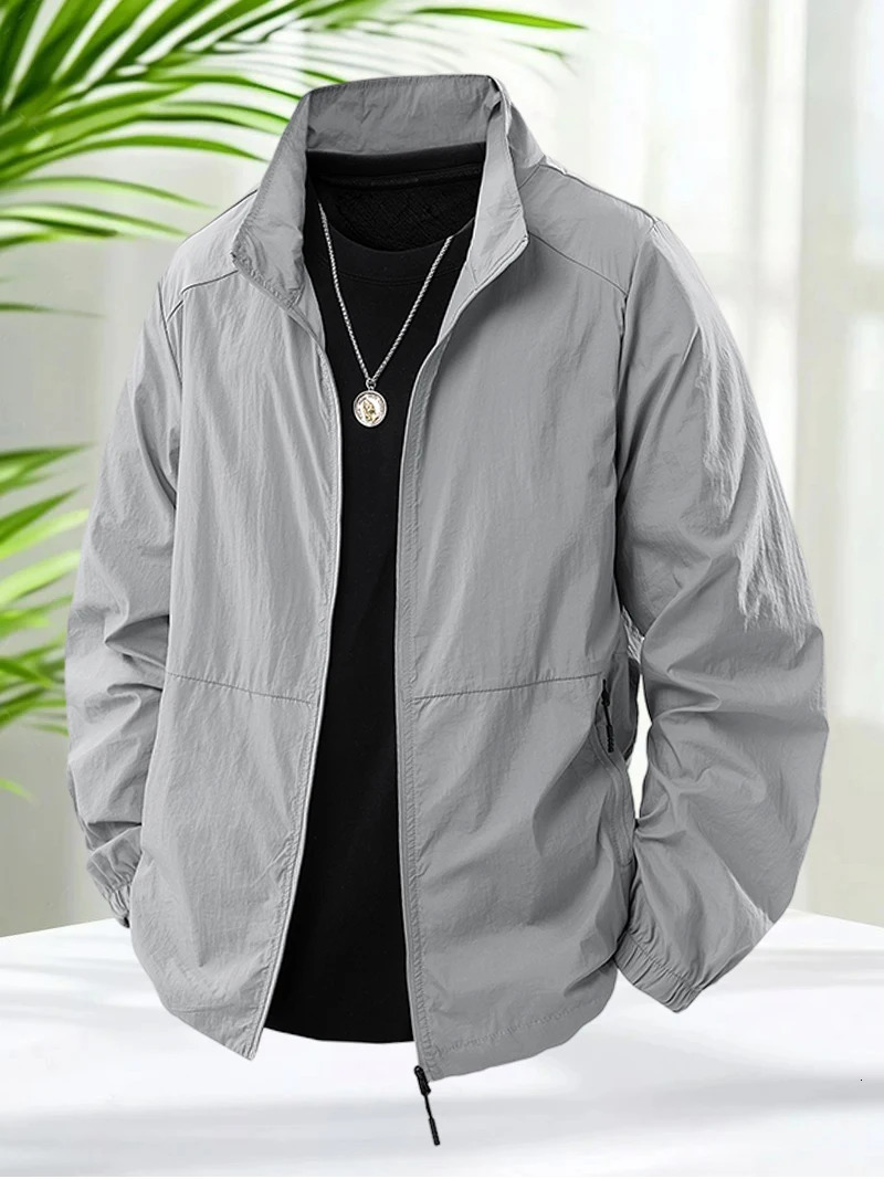 Mens Sun Protection Jacket UV Proof Lightweight Outdoor Hiking Windbreaker Quick Dry Breathable Thin Summer Zip-Up Coat250819