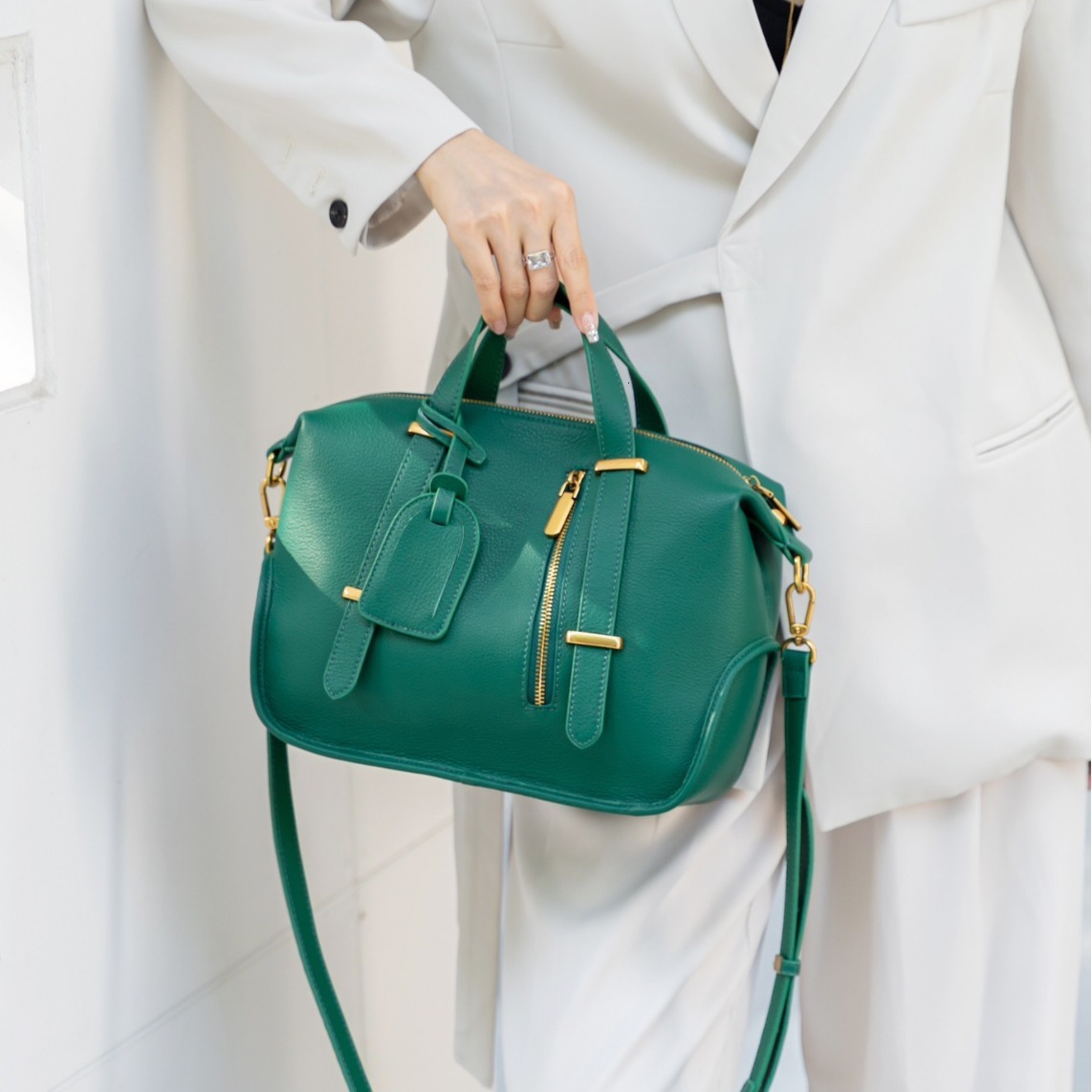 Free Shipping Designer Luxury Top Layer Cowhide Women's Handbag Urban Minimalist Casual Large Bag Genuine Leather European And American Commuti