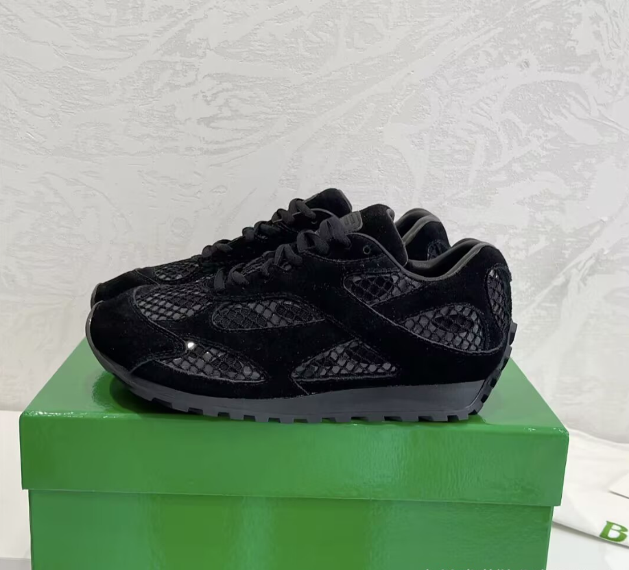 Hot Sale-Designer Spanish Designer High-Top Sneakers: Sporty Fashion for Men & Women