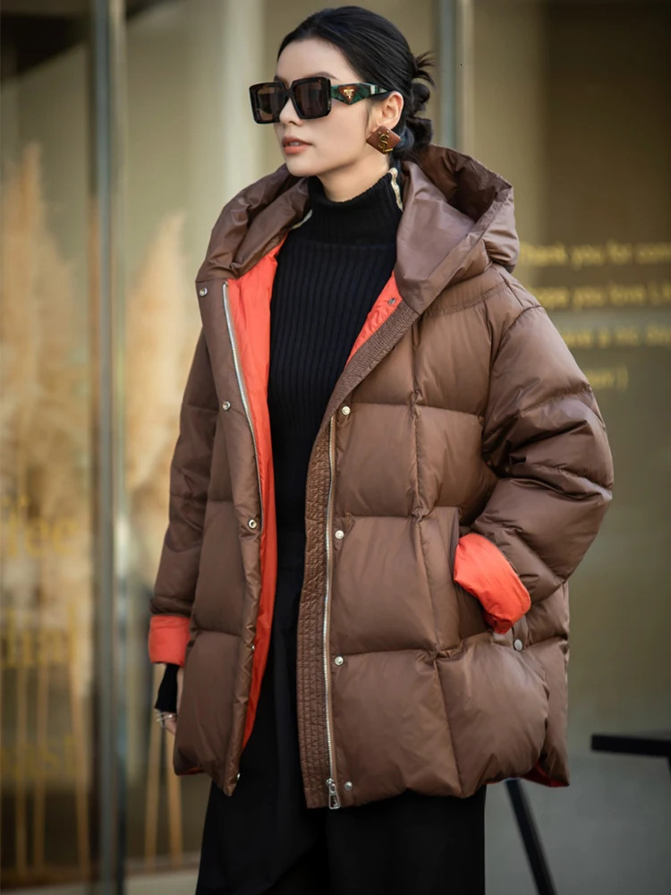 Lagabogy Winter Women Puffer Jacket Casual Loose Over Size Warm Outwear Female 90% White Duck Down Coat Hooded 250818
