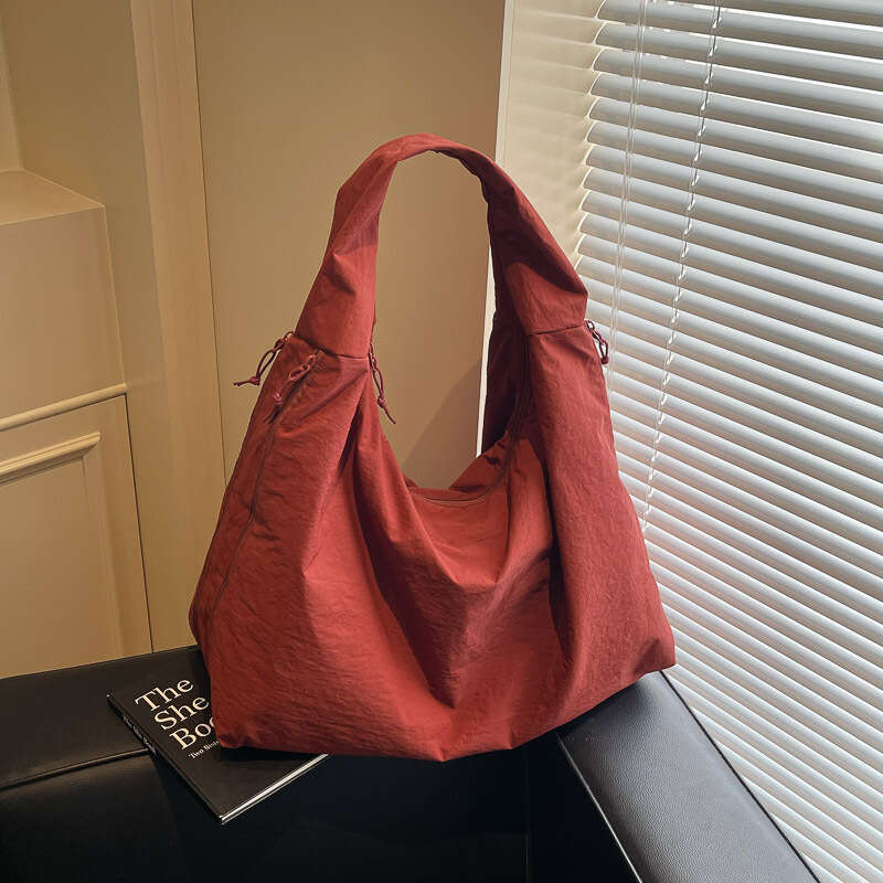 Large Capacity Trendy Elegant Underarm 2025 New Fashion Nylon Shoulder Bag Handbag for Women
