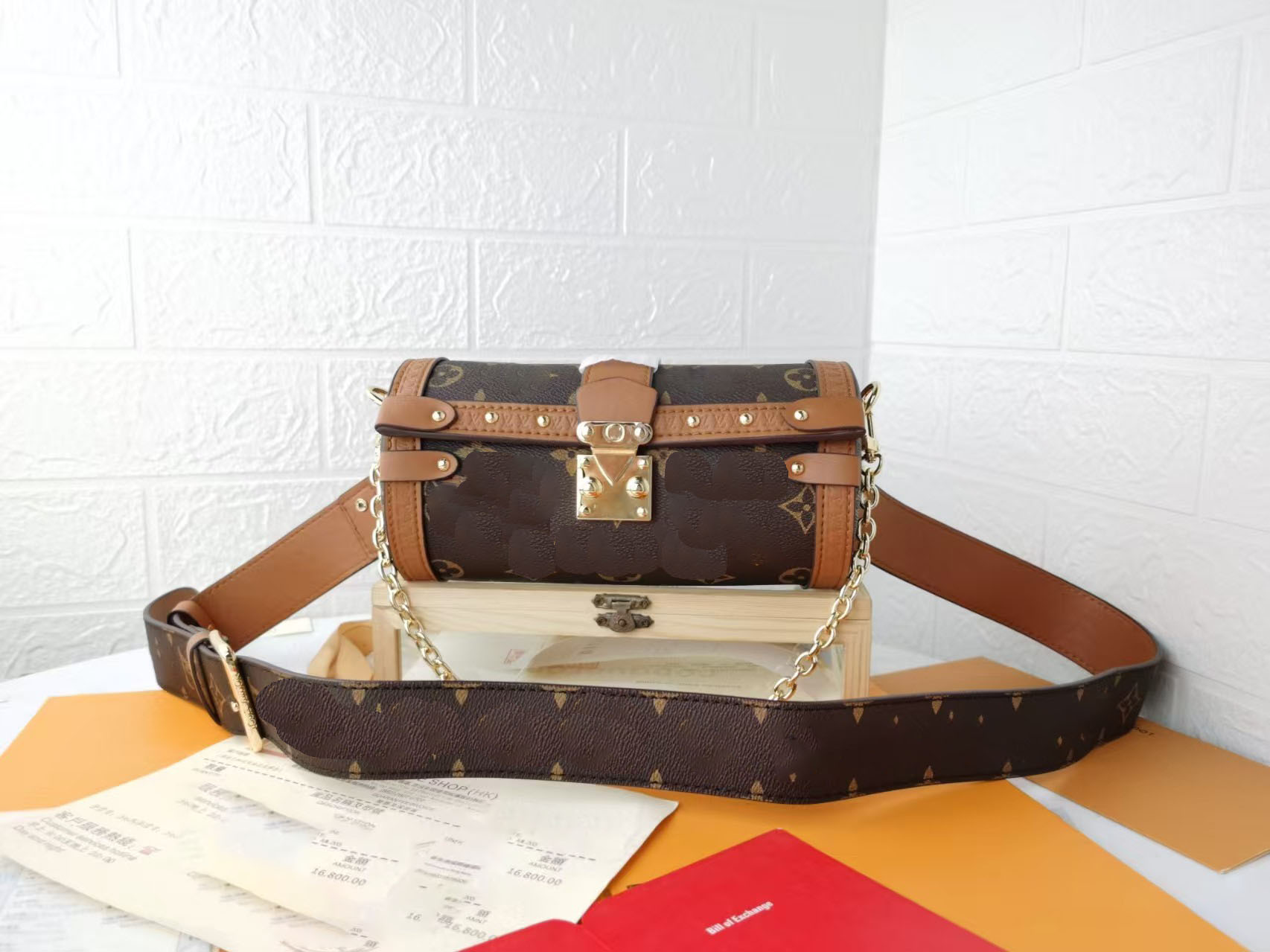 Shoulder bag 2025 high-quality solid internal zipper pocket soft rectangular women's large capacity women's handbag with box