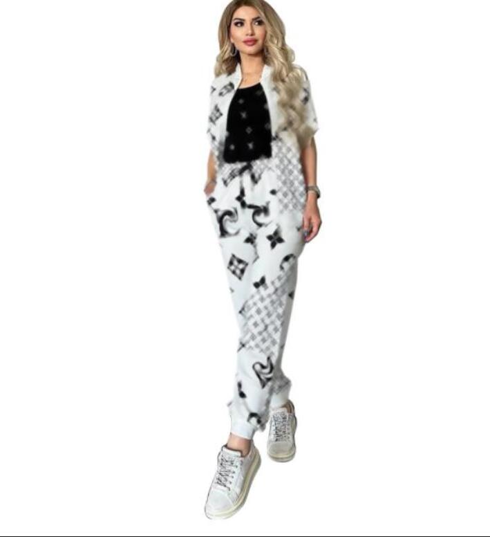 Luxury Sportsuits for Women Two Piece Suits Solid Sweatshirts Long Pants Fashion Sets Autumn Winter Casual Zipper Tracksuits S-2XL