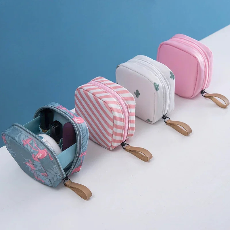 1pc mini sac cosmétique Flamingo Couleur de voyage Sac de rangement de toilette Cactus Cactus Makeup Sac Organisateur de maquillage pour femmes S
