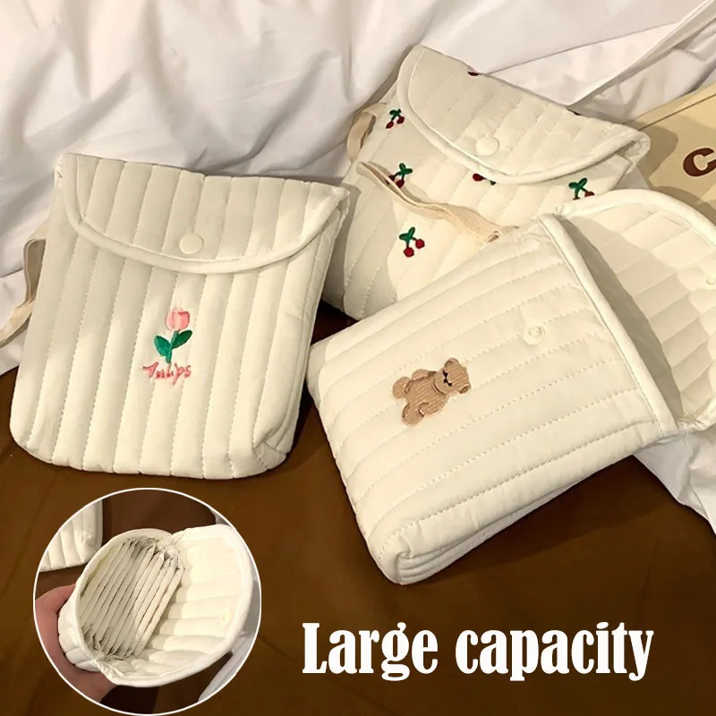 Coréen Ins mignon broderie Sac de rangement de serviette sanitaire Sac de femmes étudiants portables mini-padis de soute de la pochette de couche