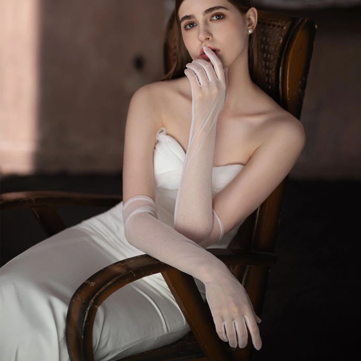 WG099 Gants de mariée de mariage élégant Soft Tulle White Long Brides Bridesmaid Gants For Women Pageant Perform Prom Parties250812