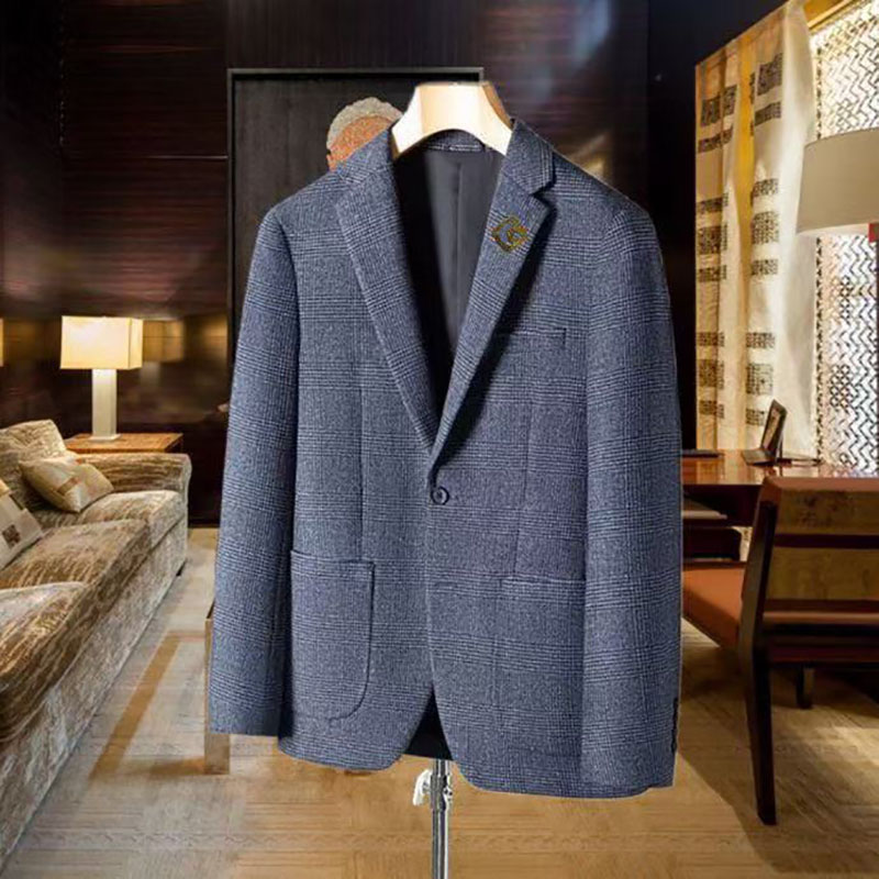Automne de créateur et hiver Nouveau homme de laine décontracté polyvalent à la mode haut de gamme avec lettres imprimées sur la poitrine, Busine