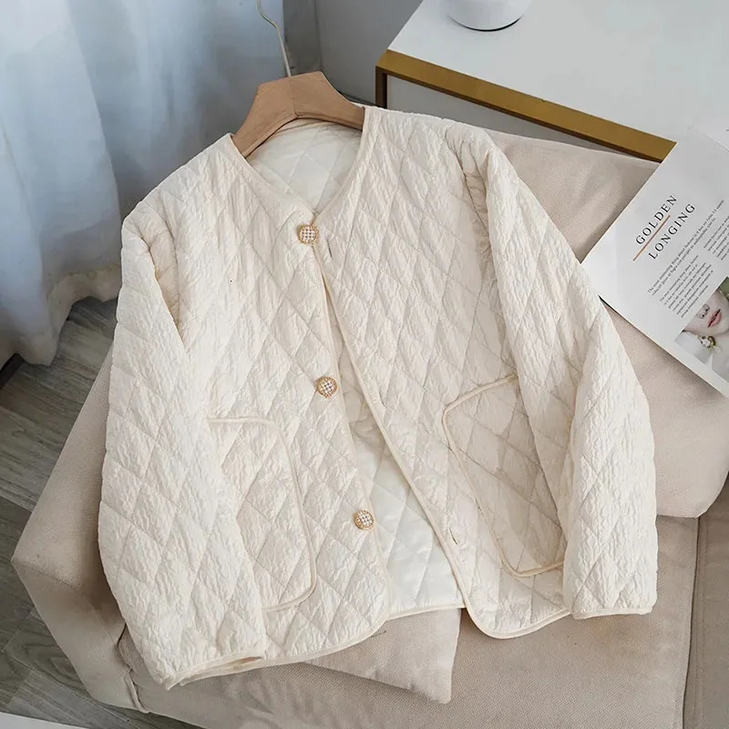 Veste rembourrée en coton Solide décontractée lâche légère sans cols sans collier femelle d'automne hiver à manches longues extérieures 250818