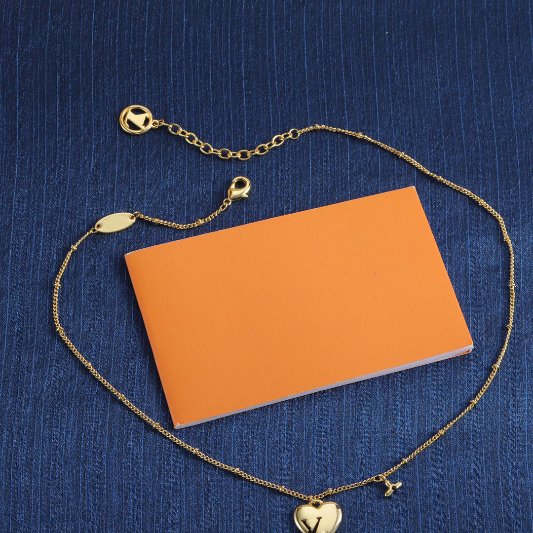 2026 High Quality And High End Daily Wear Necklaces perfume Gift Jewelry Accessories cologne Designer