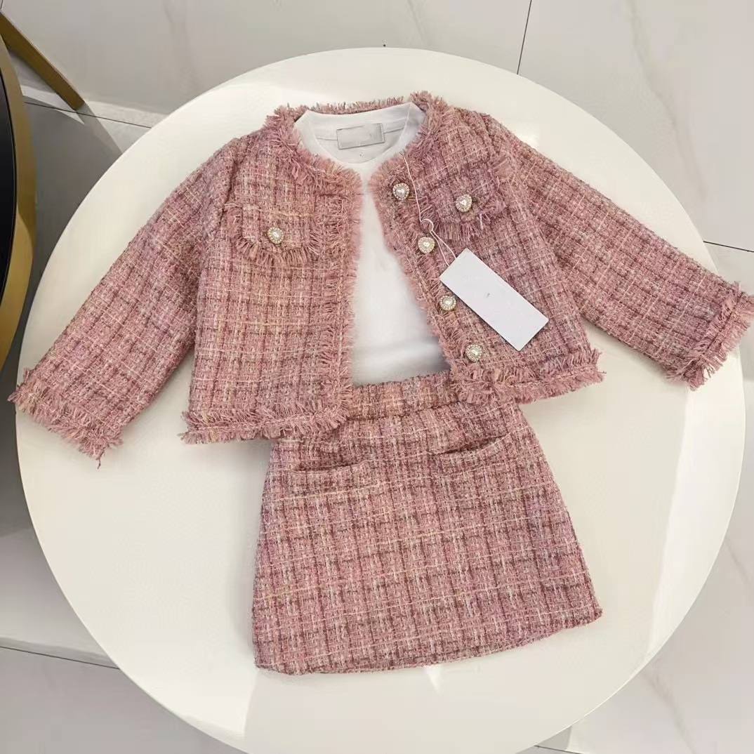 Kids Designer Clothing Sets New Luxury Print Tracksuits Fashion Letter Jackets Joggers Casual Sports Style Sweatshirt girls Clothes T001