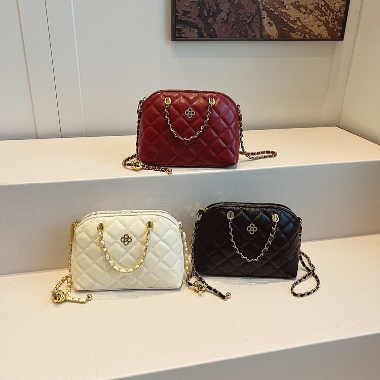 French High-end Luxury Diamond Chain Women's Handbag Free Shipping Designer New Style Temperament Shoulder Bag Fashion Small Square Bag Casual