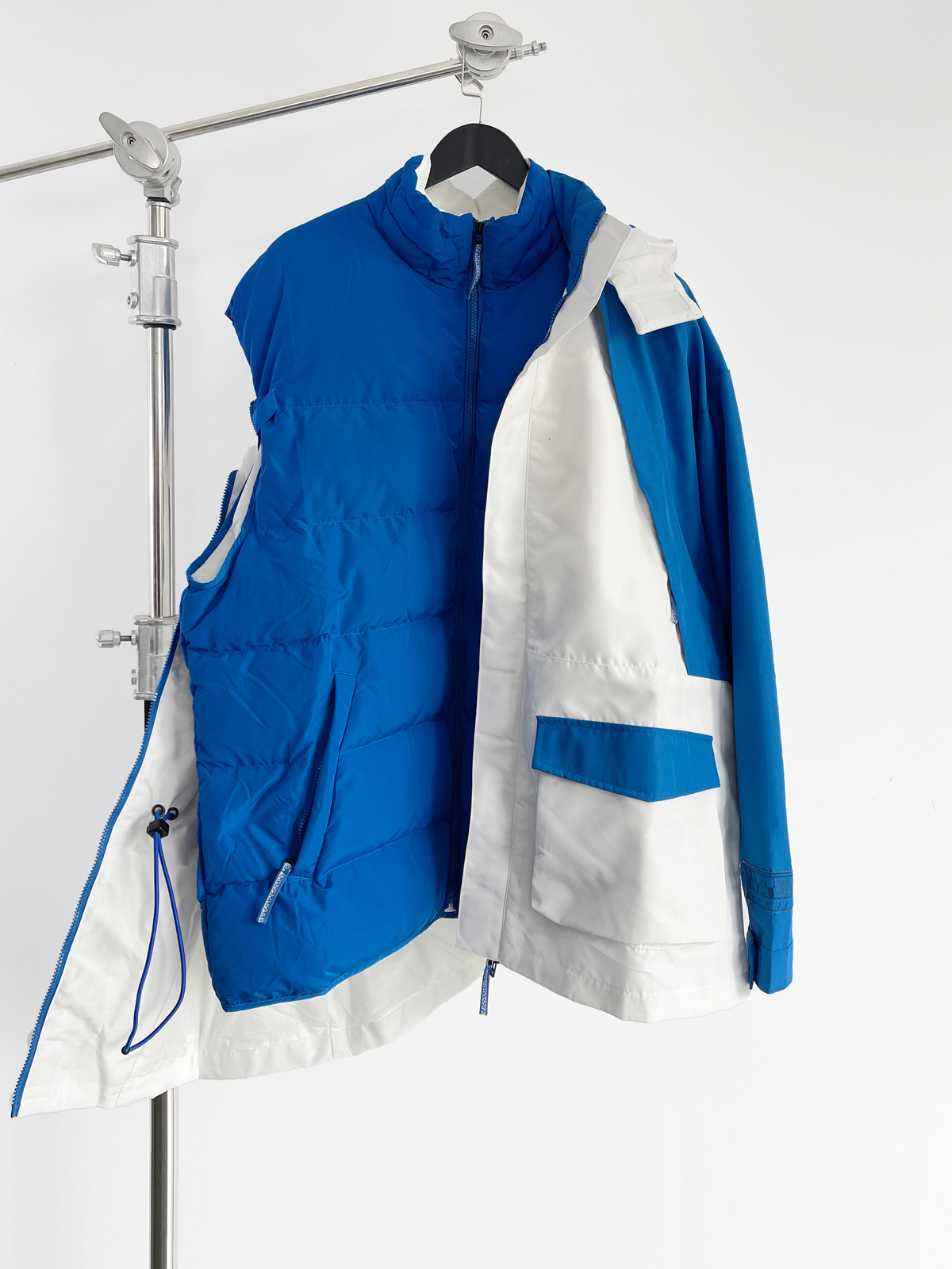 Men's Down & ParkasMartine Rose Blue and White Contrast Color loose Casual Waterproof Two-piece Down Vest Ski Suit
