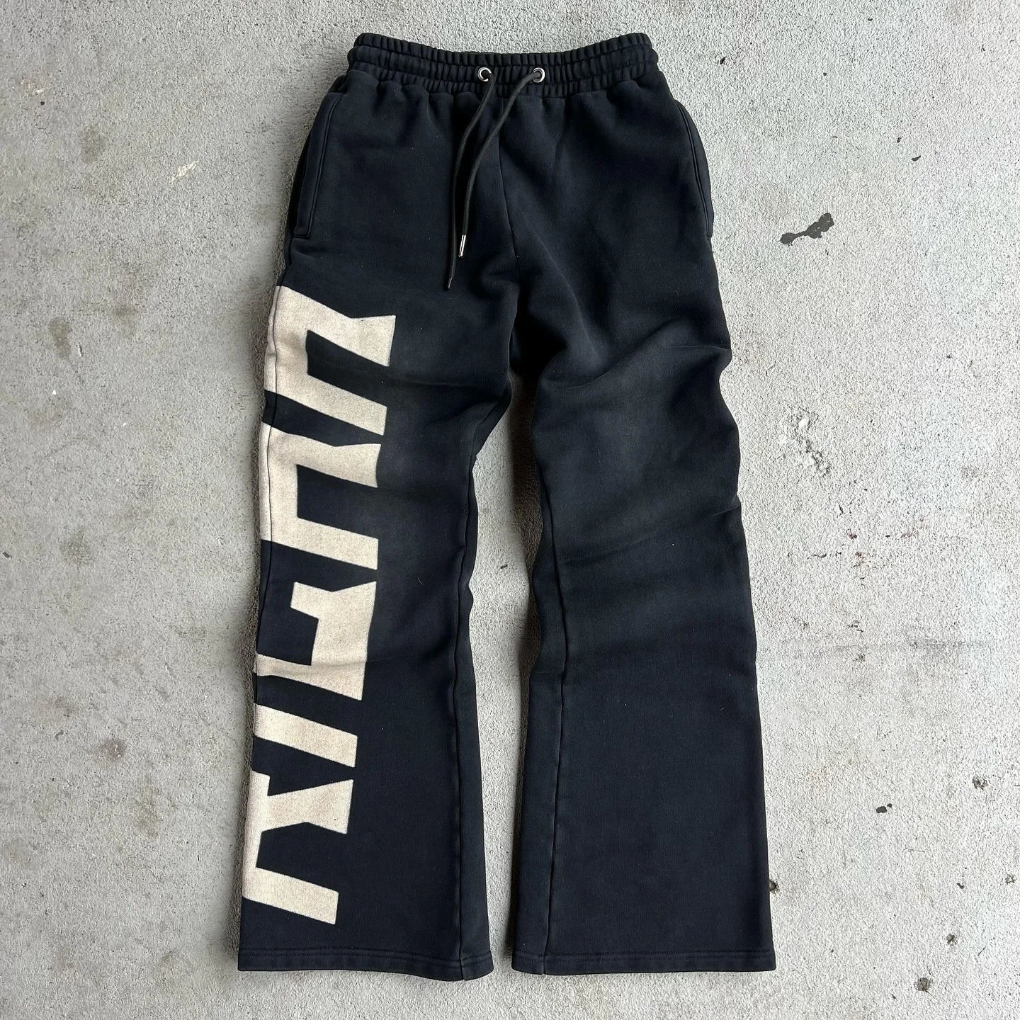 American Retro Hip-Hop Loose Jogging Pants For Men and Women Y2K Harajuku Gothic Casual Joker Pants For Sports and Fitness 250818