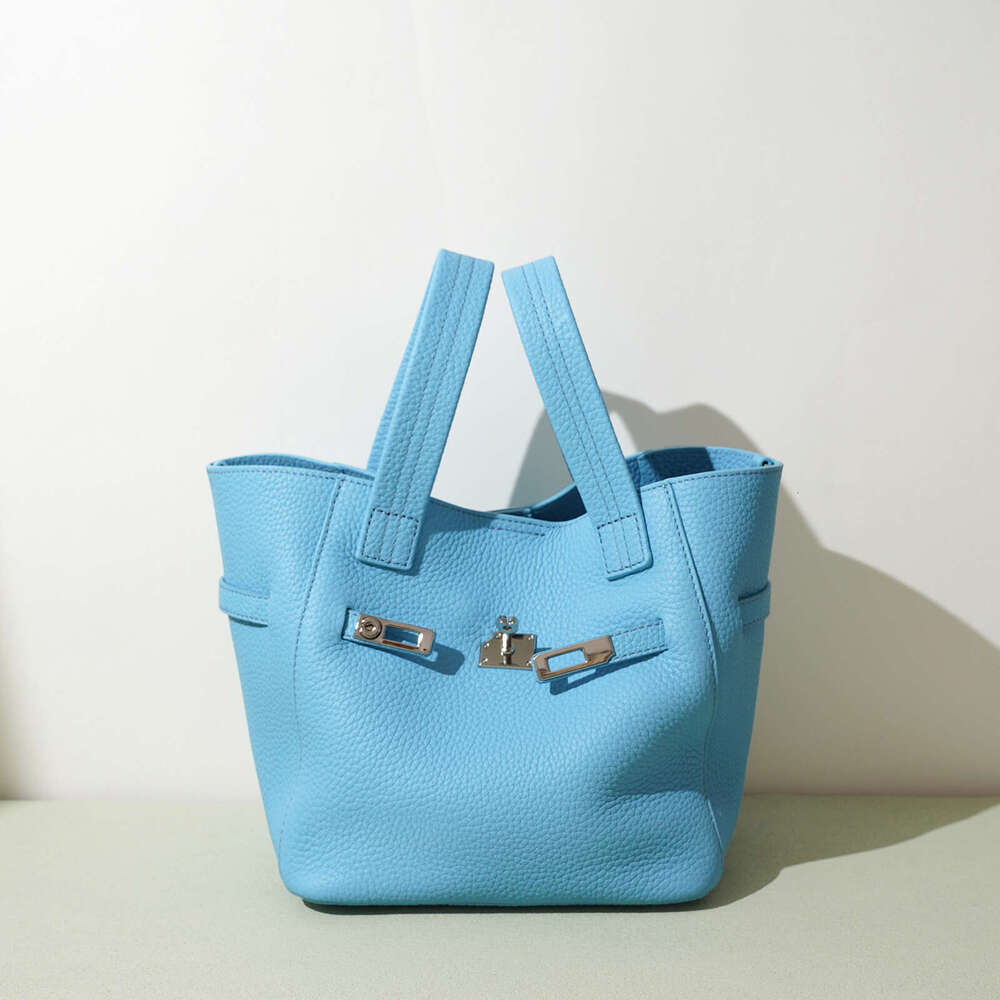 Luxury bag New Top Layer Genuine Leather Handbag Basket Niche Vintage Underarm Lock Large Capacity Crossbody Bag for Women