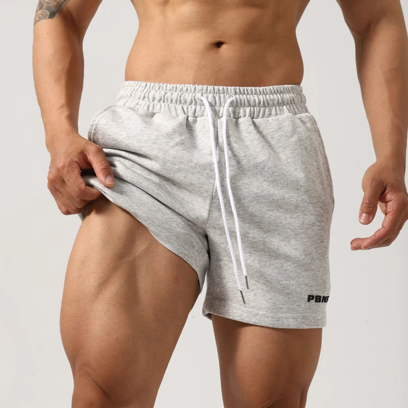 Mens casual sports shorts Cotton fitness stretch 3 point pants suitable for daily outdoor beach travel250820