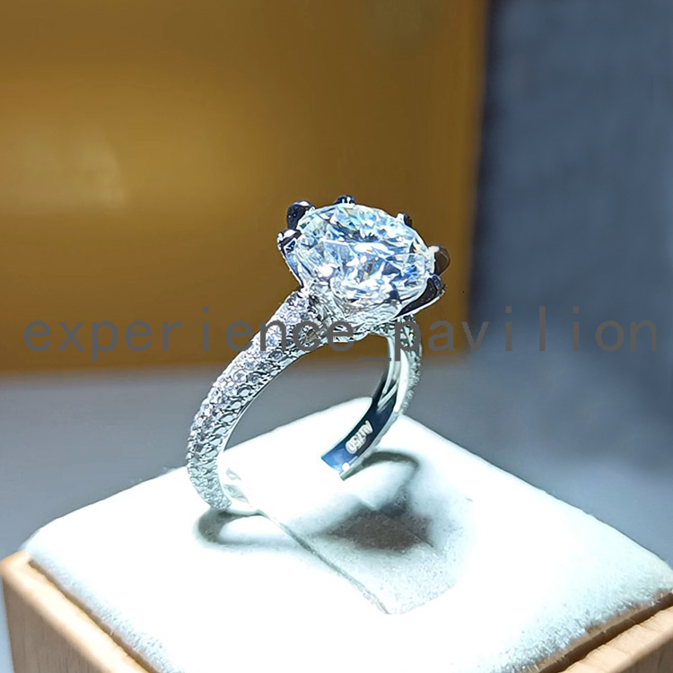 Custom 8 Prongs 18K Gold 5ct Large Moissanite Diamond Luxury Rings for Women Wedding Engagement Ring