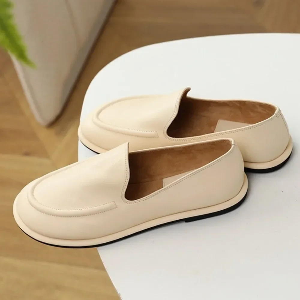 Loafers Women Flat Shoes 2025 New Spring Round Toe One Foot Slip-on Shoes Women Genuine Leather Soft Flats Shoes Women zapatos 250820