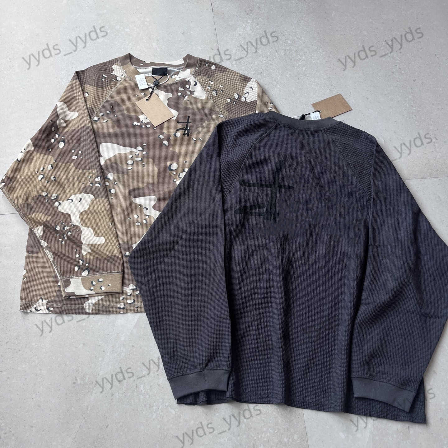 Designer Mens Waffle T-shirt Lettre imprimé Pull de camouflage Sweater vintage HIP HOP LOBE LONGE SLVE SHITTES MENS MEN STRTWEAR T250820