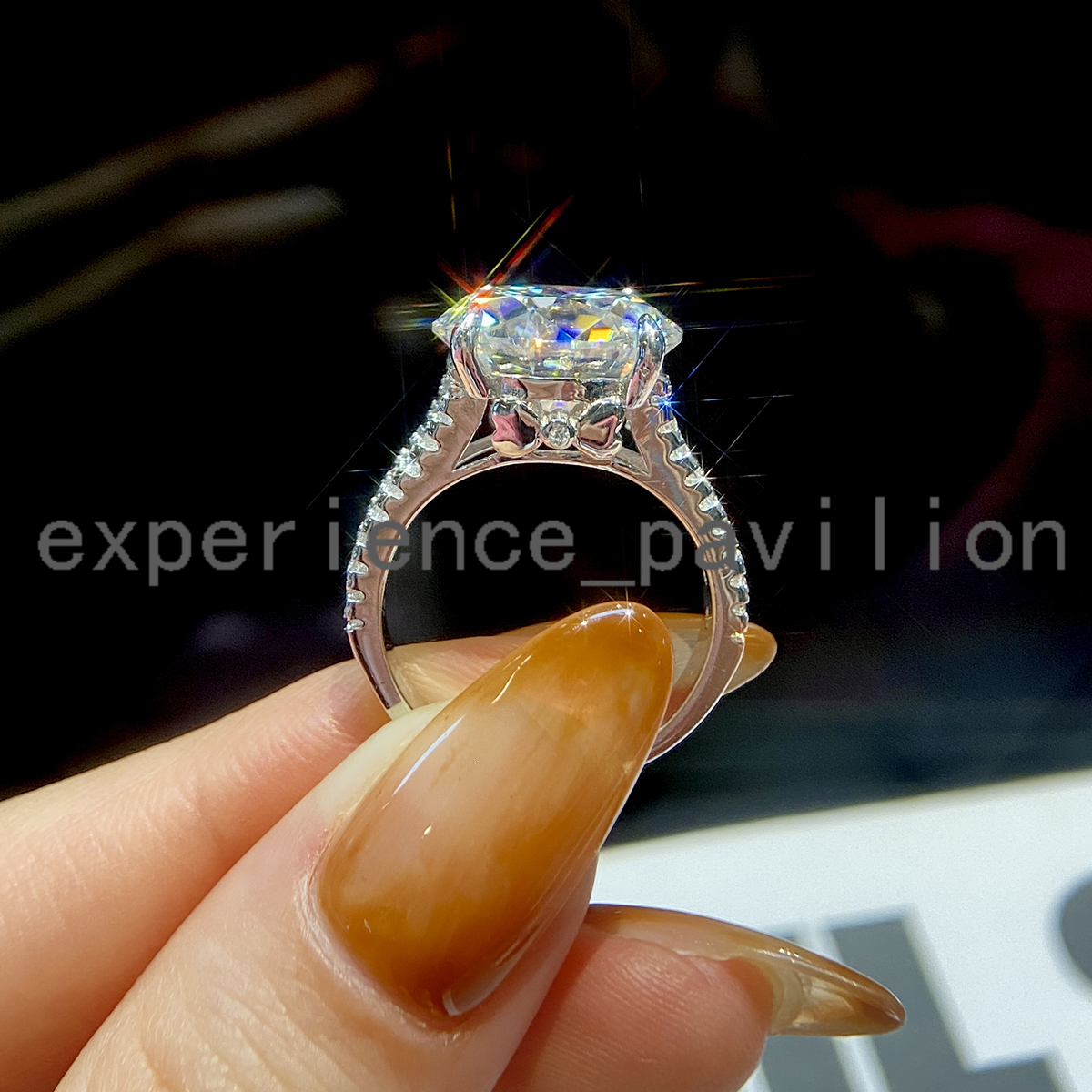Wholesale GRA 10CT ct 14 MM Ice Big Moissanite Diamond Ring 925 Sterling Silver Engagement Fine Jewelry for Women