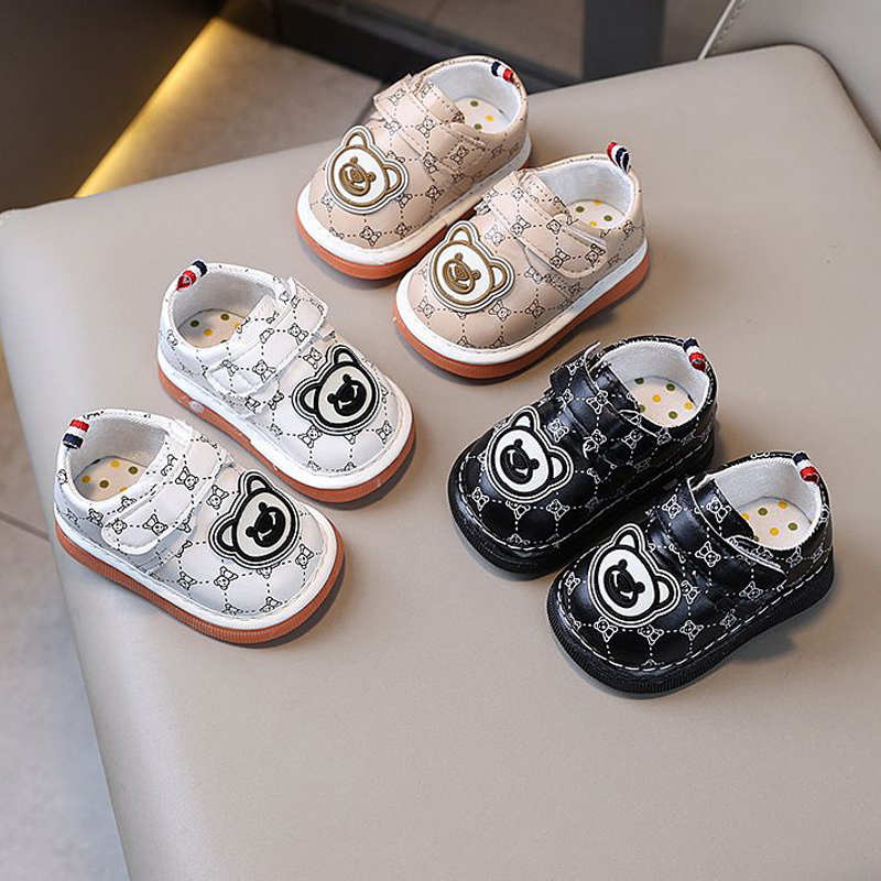 Kids Squeaky Chaussures Infant Girls Boys Cartoon Matte Match Baby Child Chores pour tout-petits Walkfashe Enfants Flats Bottom Debot Notlip Chau