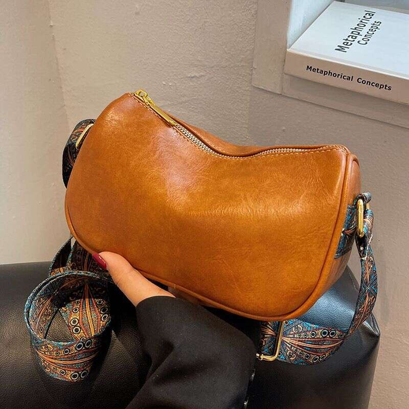 High End Small Women's 2024 New Spring/Summer Popular Shoulder Bag Versatile Crossbody Dumpling Bun