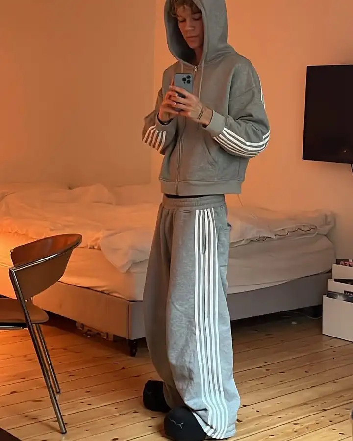 HCW Men's Sport Striped Fleece Hoodie and Oversized Sweatpants Set - Acrylic Two-Piece Sweatshirt Pants Set