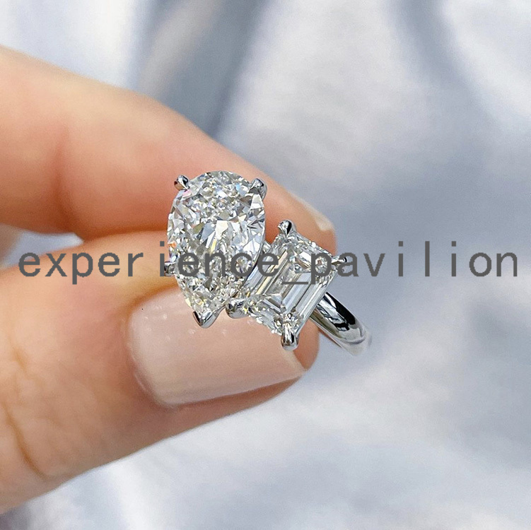 Custom New Design 14K White Gold Emerald Pear Moissanite Diamond Engagement Women Jewelry Ring