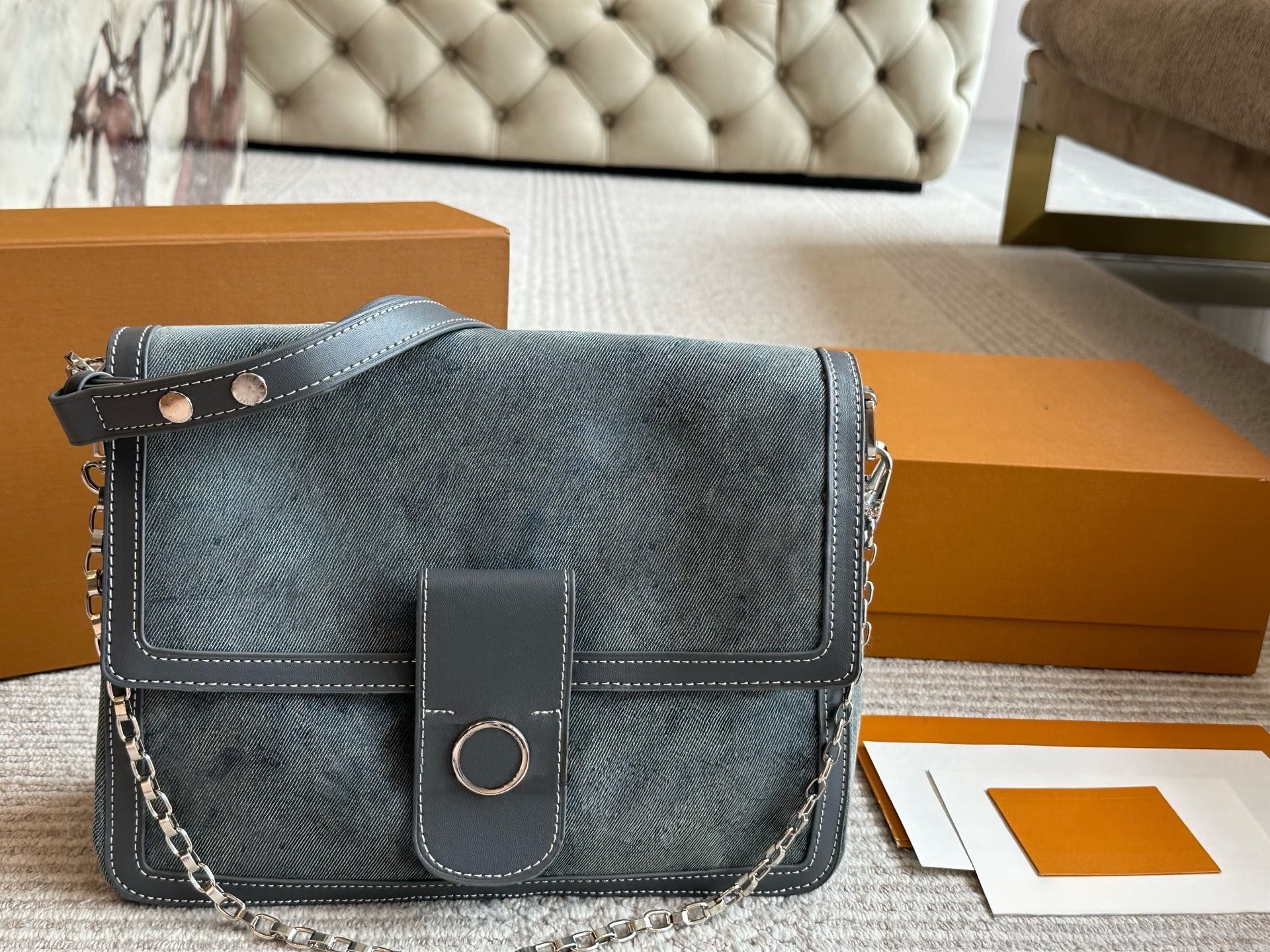 Luxury Bag Women's Bag Dauphine Medium Old Flower Denim Single Shoulder Chain Daphne Bag Designer Bag