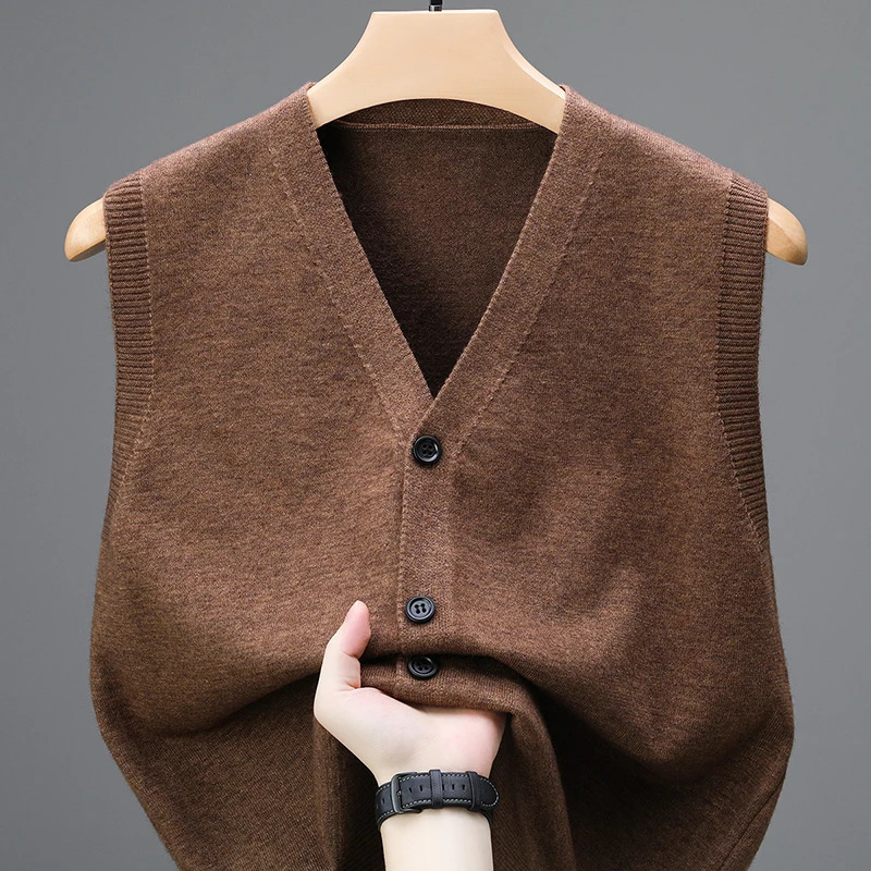 Single Breasted Pullover 2024 Autumn Sleeveless Vests Men Work Sweater Knitted Male Waistcoat Jumper Pullovers Roupas Masculinas250819