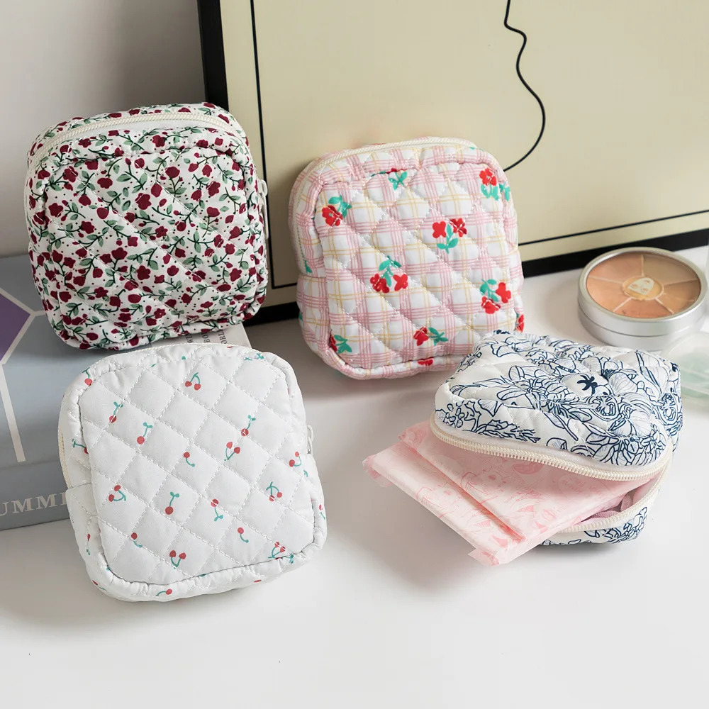 Sacs de rangement de serviette hygiénique coréenne Girls Cartoon Périor physiologique Tampon Organisateur sac mini sac sac à main 250818