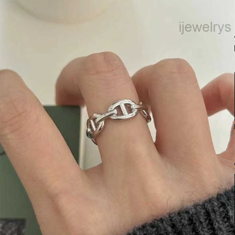 Designer Jewelrys Simple engagement rings for women luxury jewelry ring man designer high quality pig nose metal hollow rose gold silver color desig