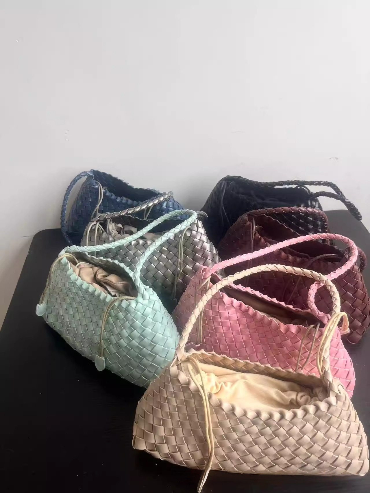 Designer Bag Luxury Shoulder Bags Genuine Leather Woven Bag Handbag Large Capacity French Sailboat Bag Casual Vacation One Shoulder Armpit Bag