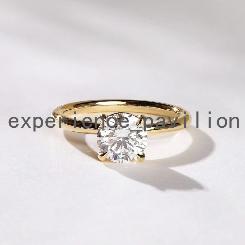 Classic 4 Prongs 18K Yellow Gold 1CT Round Cut GRA Certified Moissanite Solitaire Fine Jewelry Women Rings Gift