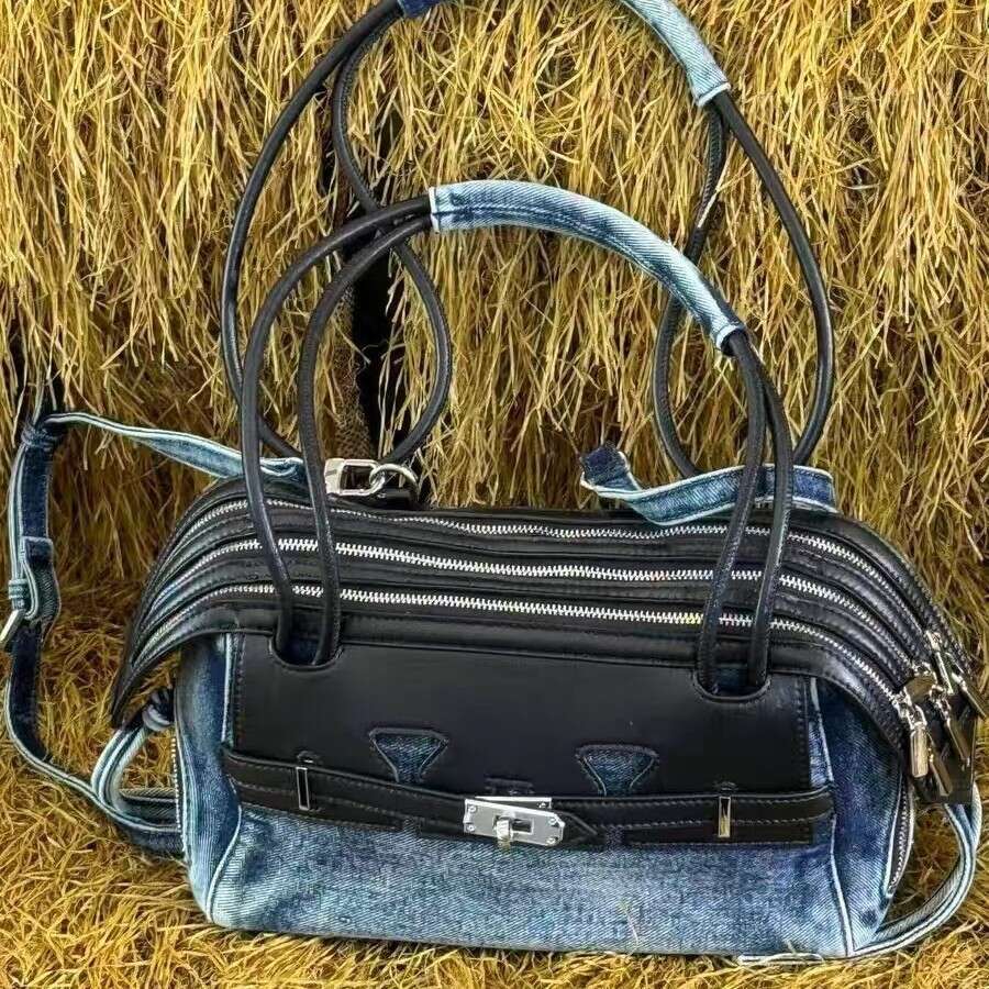 Designer Bag Tote Shoulder Bag New Trendy Fashion Versatile Denim Patchwork Multi Layer Zipper Toast Design Handbag