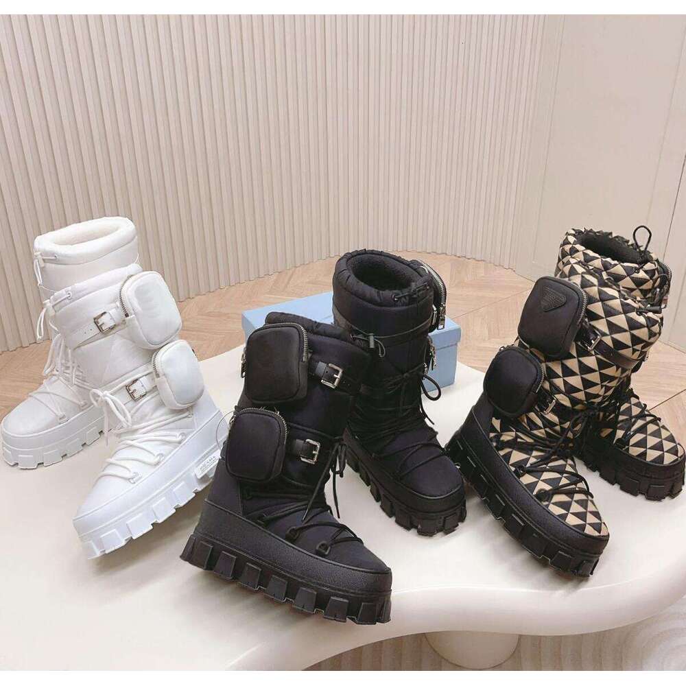 Designers Boots Snow Boots Martin Boots Long Boots Men Women Nylon Boot Military Inspired Combat boots Nylon Bouch Attached ToThe Ankle With Bags