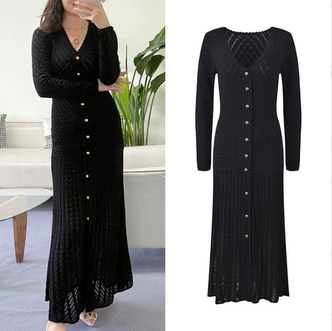 813 2025 Runway Dress Summer Dress Sleeveless V Neck Black Brand Same Style Empire Womens Dress Fashion 20254215