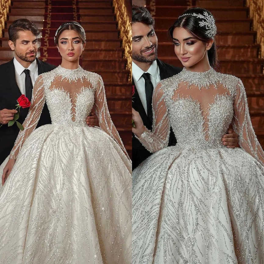 Classic Ball Gown Wedding Dresses O-neck Sequins Beads Appliques Long Sleeves Backless Zipper Pleat Court Gown Custom Made Bridal Plus Size Vestidos