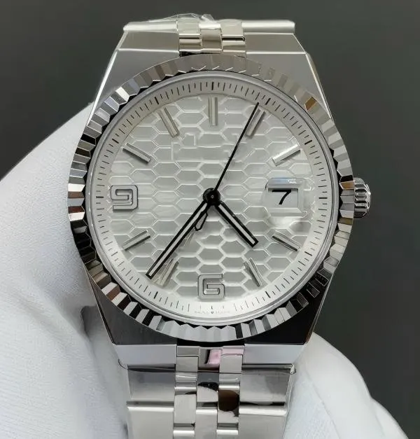 Watch Mens Watchs Movement Watch 2813 MECHANICAL WATCH MONTRE DE LUXE All en acier inoxydable Watch en verre saphir en céramique Watch avec boîte