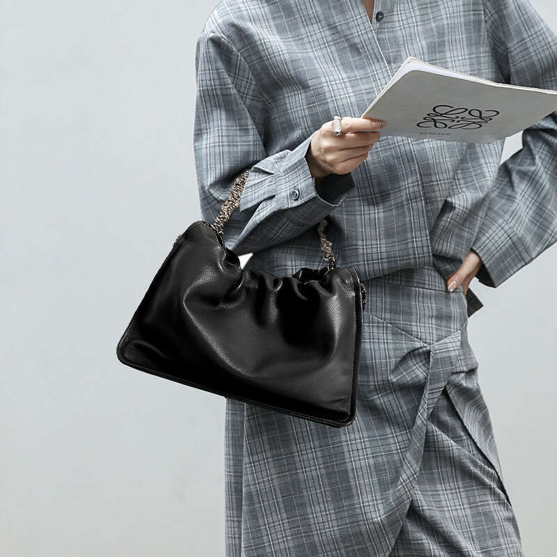 Luxury bag Niche Design Trendy Genuine Leather Chain Underarm High End Feel Wrinkled Cloud Cowhide Handbag Shoulder Bag for Women