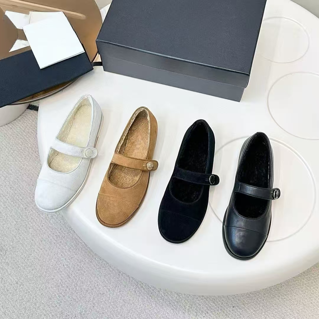 Femmes Mary Jane Chaussures Designer Shoe Sac Chaussures de luxe Soft Le cuir en cuir doux Loafer Low Top Filles Ballet de laine hiver